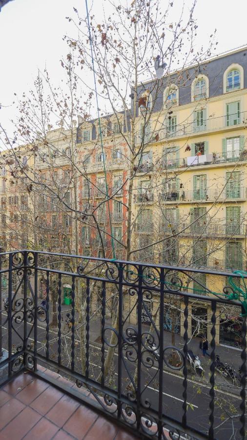 Apartamento De 3 Dormitorios Barcellona Esterno foto