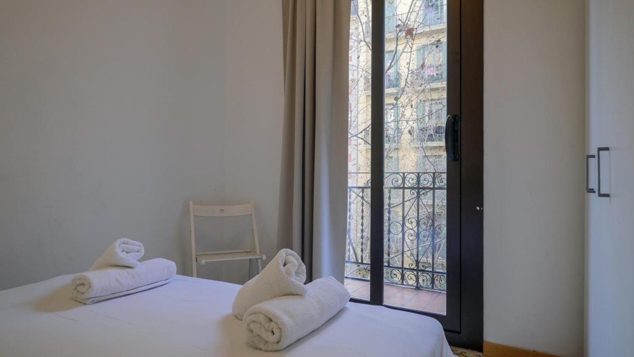 Apartamento De 3 Dormitorios Barcellona Esterno foto