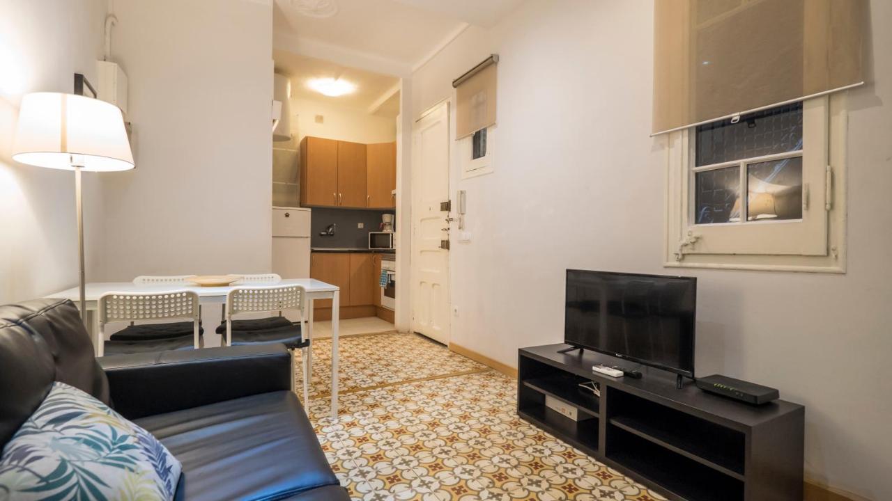 Apartamento De 3 Dormitorios Barcellona Esterno foto